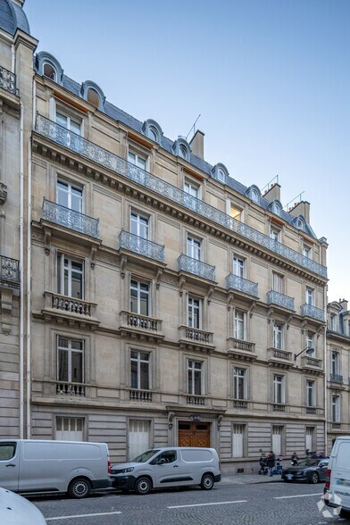10 Rue Portalis, Paris for lease - Primary Photo - Image 1 of 1