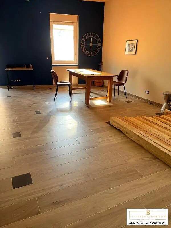 Retail in Le Cannet for lease Interior Photo- Image 1 of 6