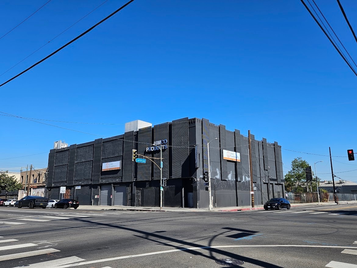 3326 S Main St, Los Angeles, CA for lease Building Photo- Image 1 of 12