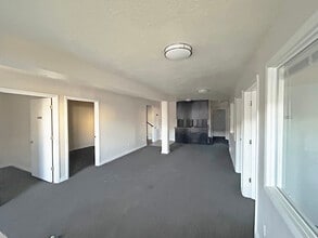 518-540 S Commerce Dr, Orem, UT for lease Interior Photo- Image 2 of 12