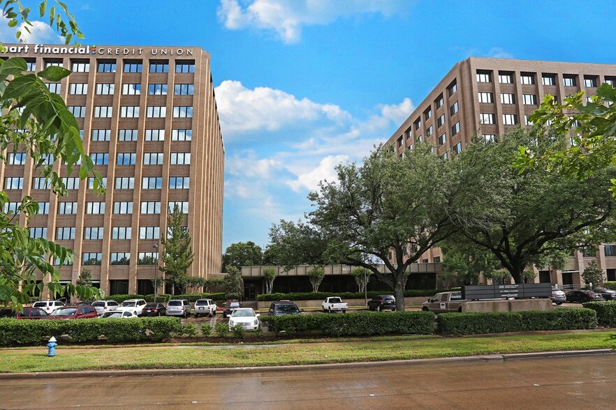 4625 Southwest Fwy, Houston, TX for lease - Building Photo - Image 2 of 6