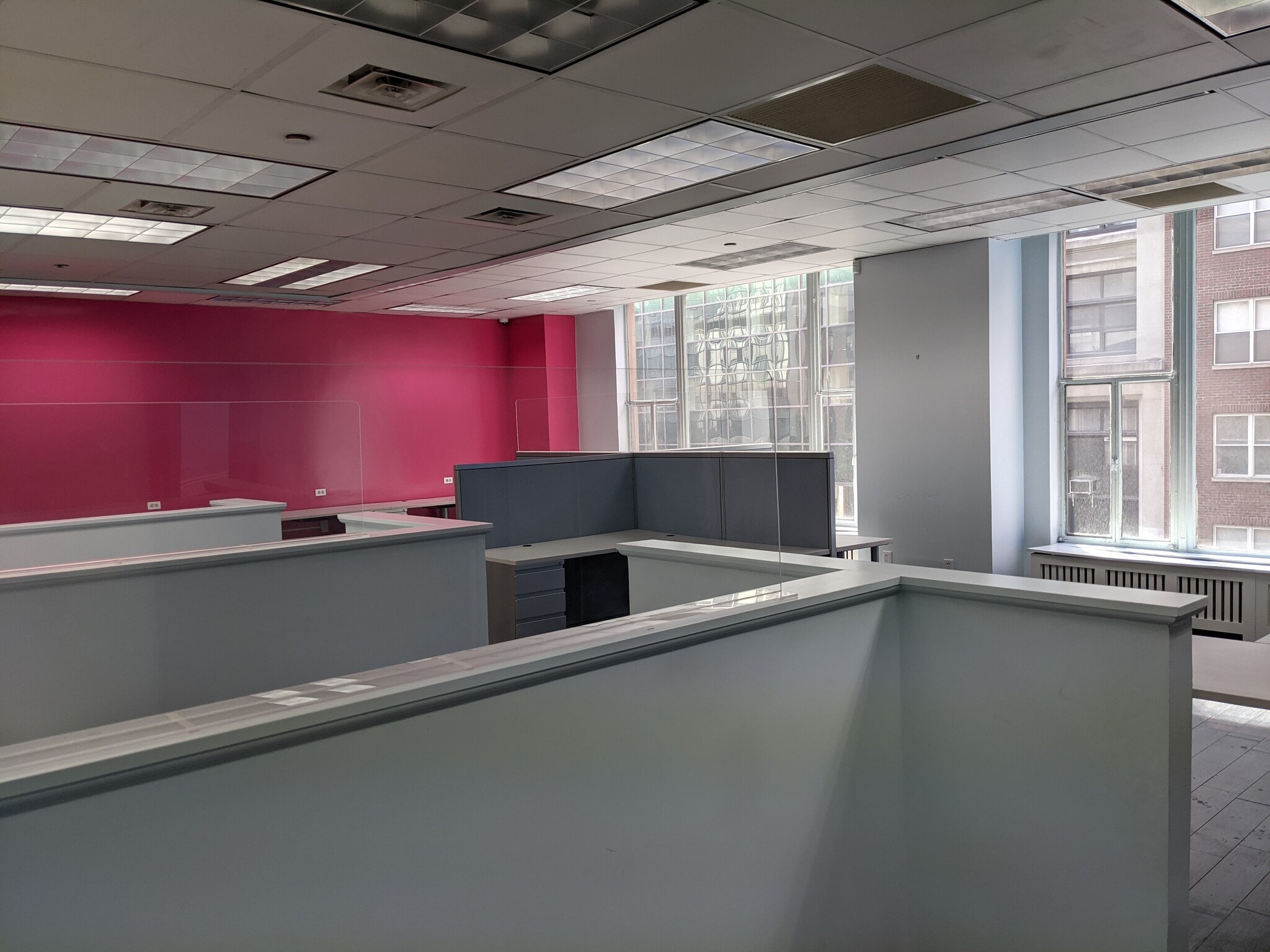 18 E 48th St, New York, NY for lease Interior Photo- Image 1 of 5