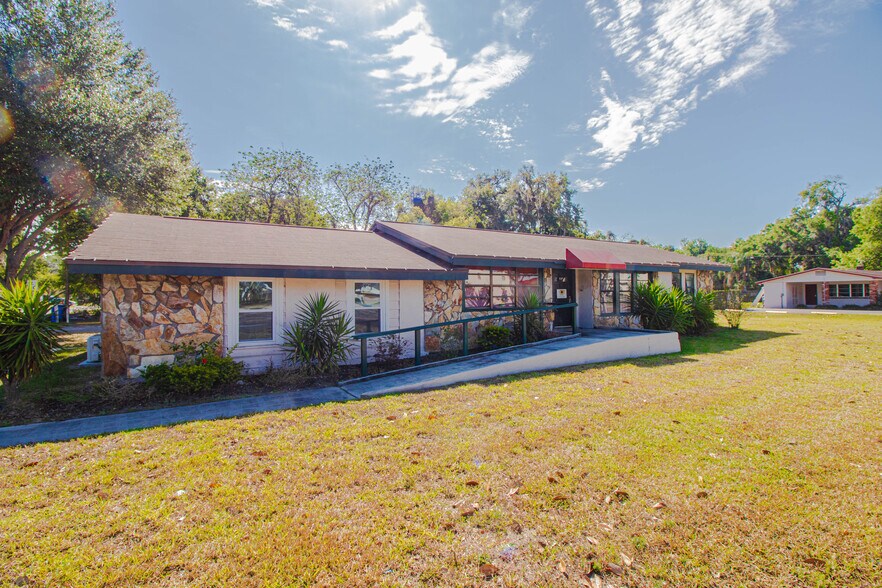 213 N Parsons Ave, Brandon, FL 33510