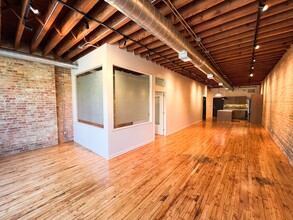 937-939 W Randolph St, Chicago, IL for lease Interior Photo- Image 2 of 3