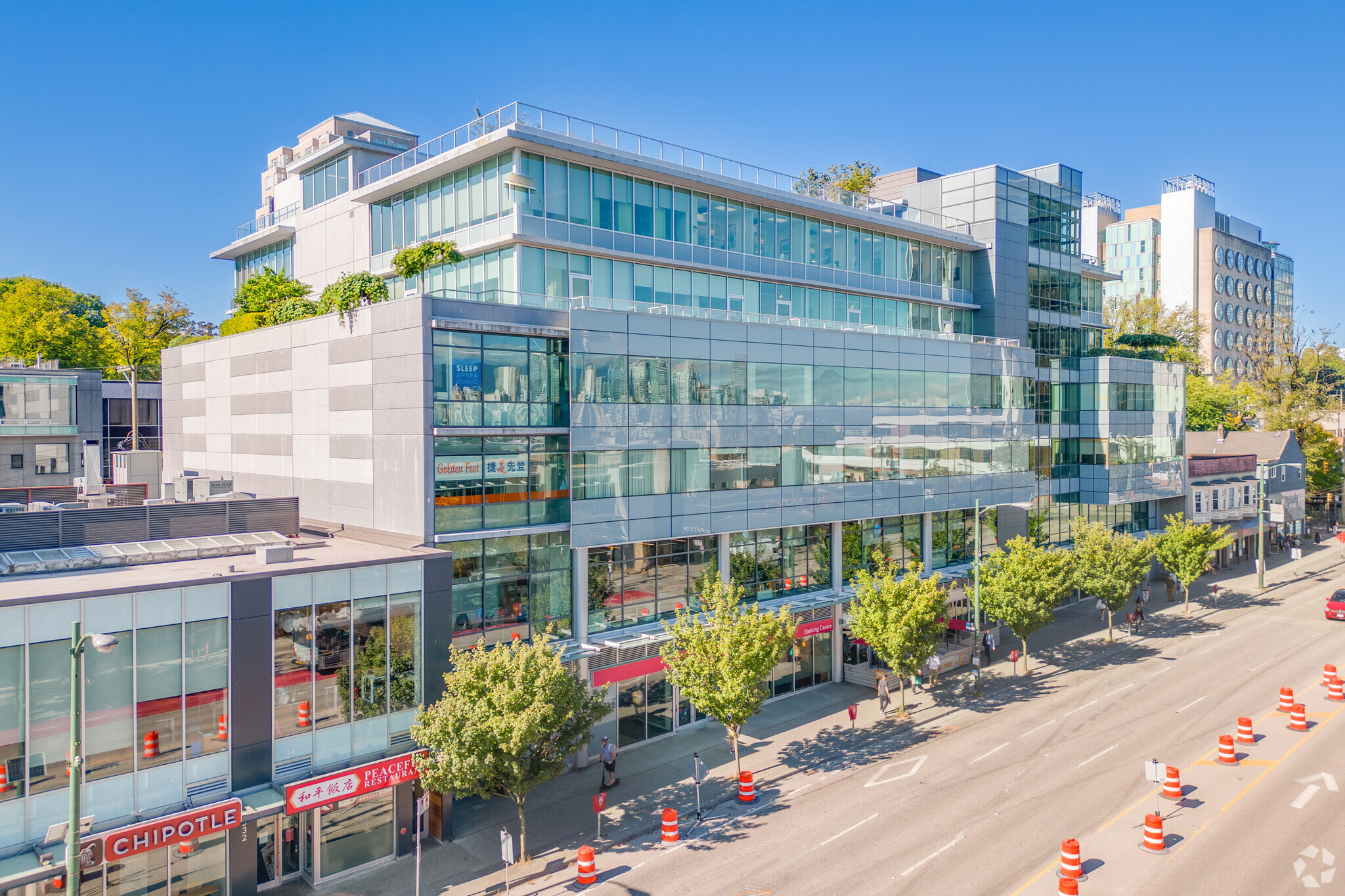 550 W Broadway, Vancouver, BC for lease Building Photo- Image 1 of 5