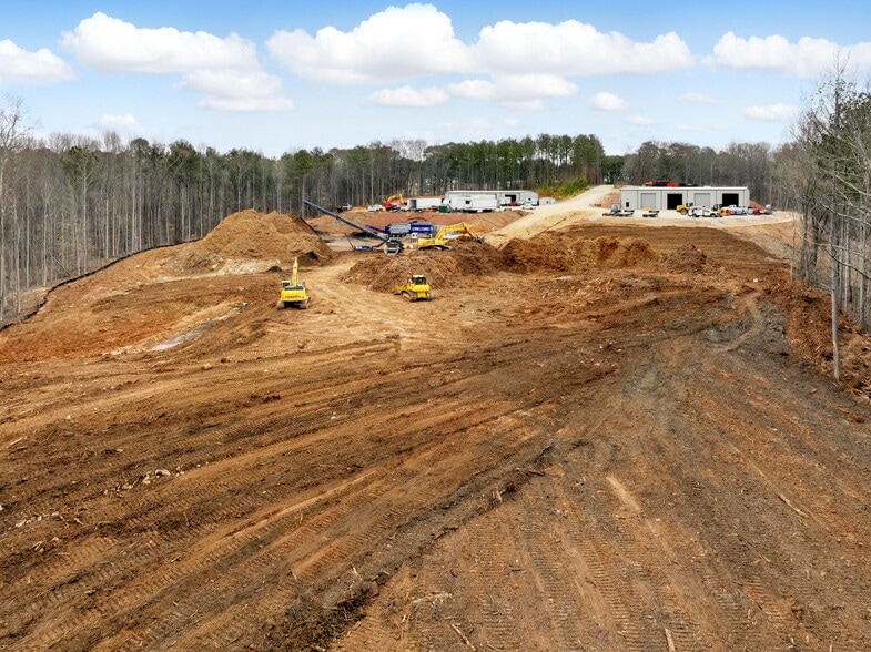 2010 Candler rd, Gainesville, GA for sale - Primary Photo - Image 2 of 30