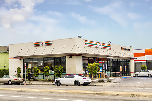 2614 N Wilmington Ave, Compton, CA for lease - Primary Photo - Image 2 of 5