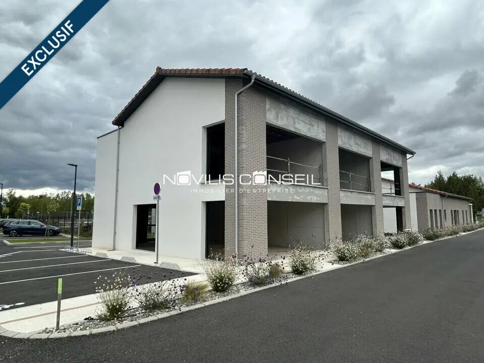 Office in Buzet-sur-Tarn for lease Building Photo- Image 1 of 8