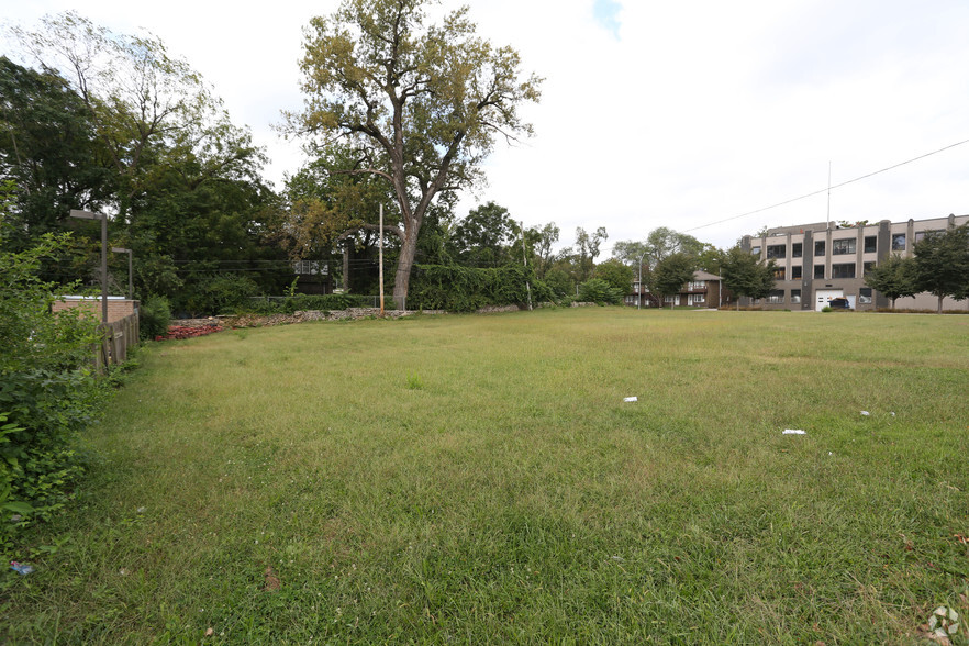 46th & Troost Ave, Kansas City, MO for sale - Primary Photo - Image 1 of 1