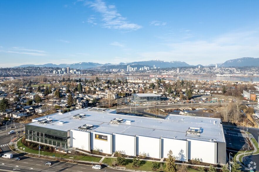 12850 112B Av, Surrey, BC for lease - Building Photo - Image 3 of 9