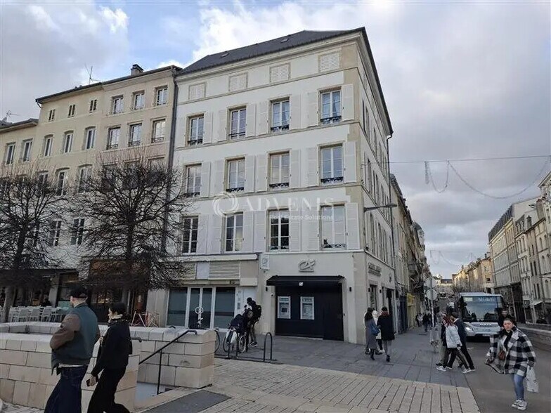 Office in Nancy for lease - Building Photo - Image 1 of 6