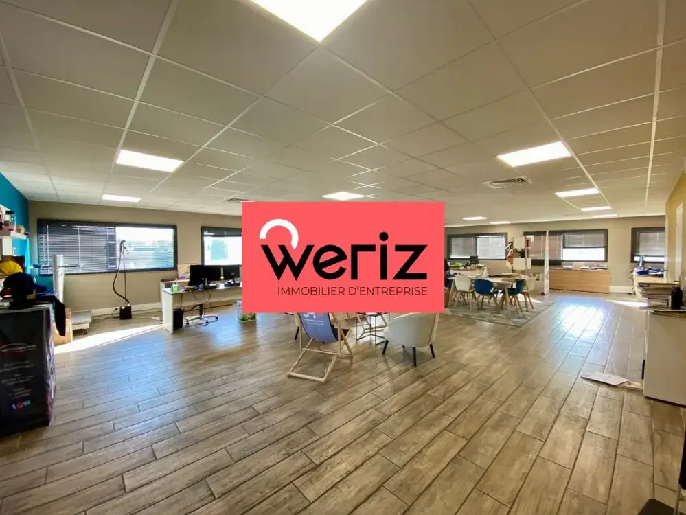 Office in Aubagne for lease Interior Photo- Image 1 of 8
