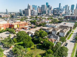 1403 McGowen St, Houston, TX - aerial  map view - Image1