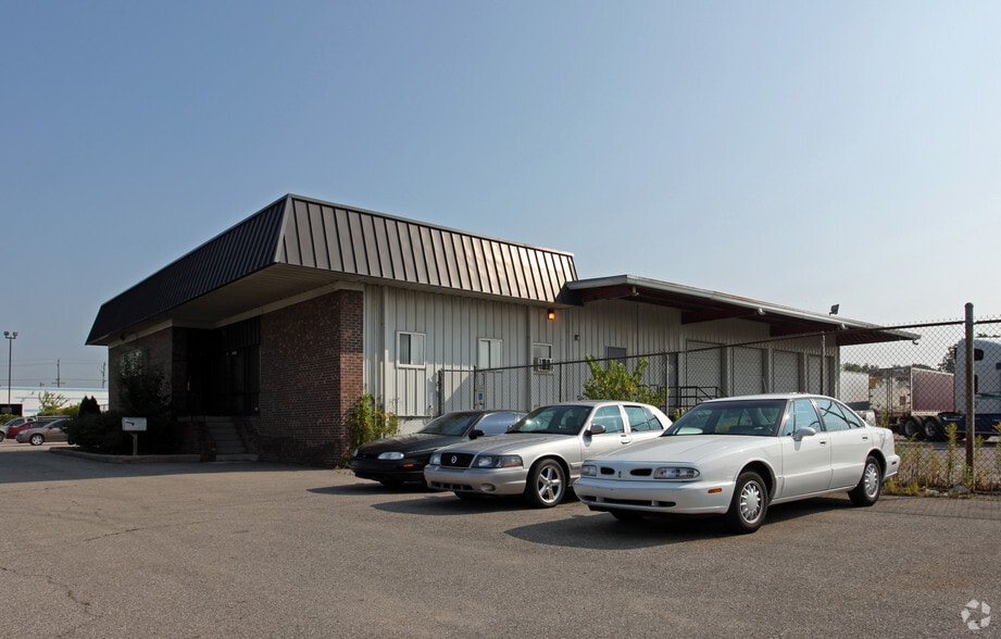 9445 Inkster Rd, Taylor, MI for sale - Building Photo - Image 3 of 14