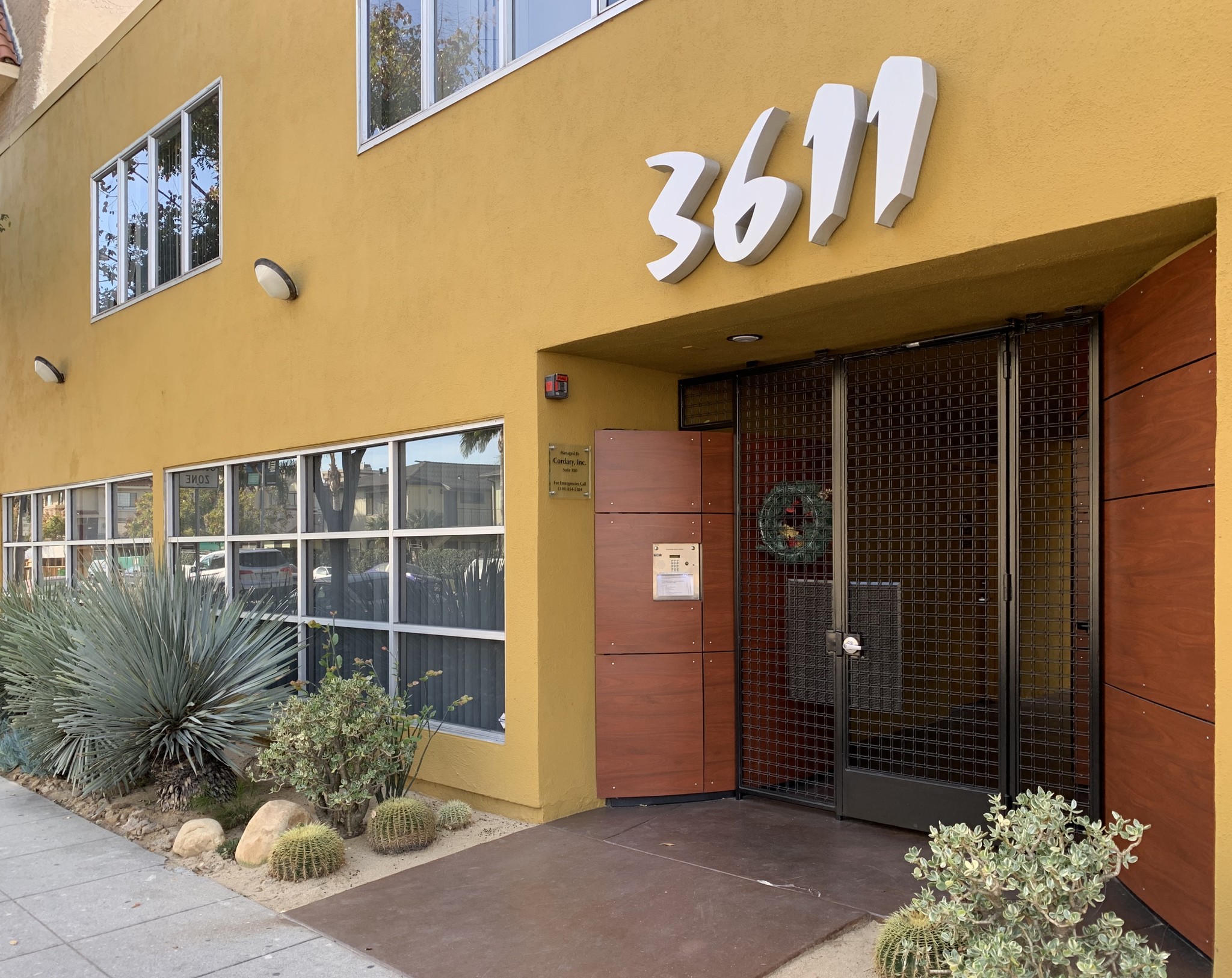 3611 Motor Ave, Los Angeles, CA for lease Building Photo- Image 1 of 12