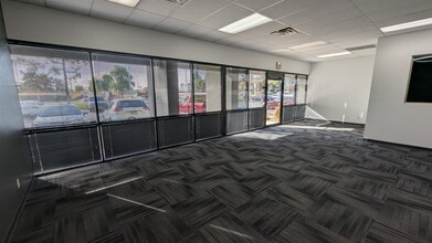 5024 S Ash Ave, Tempe, AZ for lease Interior Photo- Image 2 of 5