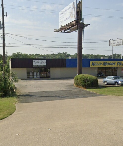 920 W Loop 281, Longview, TX for lease - Building Photo - Image 1 of 12