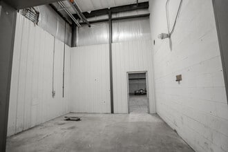 811 Pine St, Saint Croix Falls, WI for sale Interior Photo- Image 2 of 8