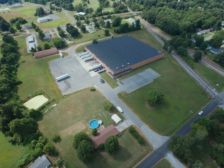 3525 Schneidman Rd, Paducah, KY for sale - Building Photo - Image 1 of 1