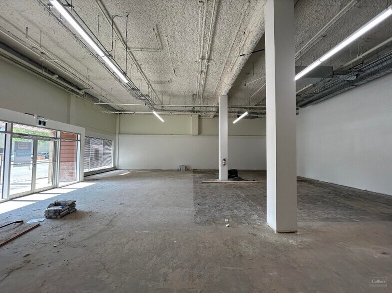 255 2nd Av N, Saskatoon, SK for lease - Interior Photo - Image 3 of 3