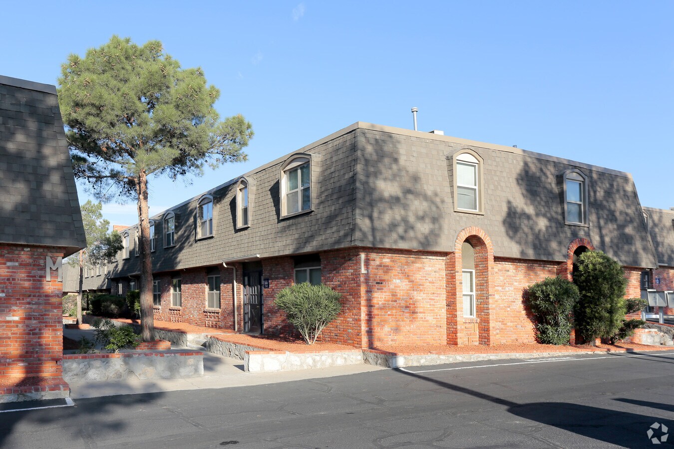 1601 McRae Blvd, El Paso, TX 79925