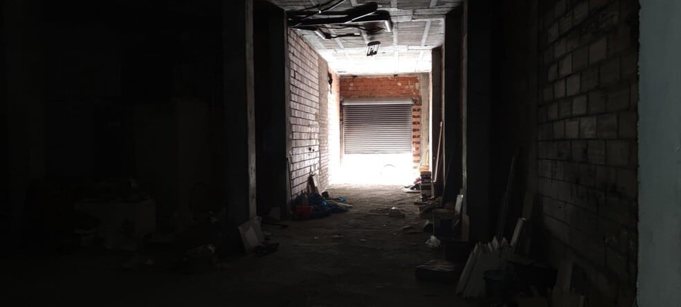 Carrer Ardiaca Pere Esplugues, 135, Alzira, Valencia for sale - Building Photo - Image 2 of 23