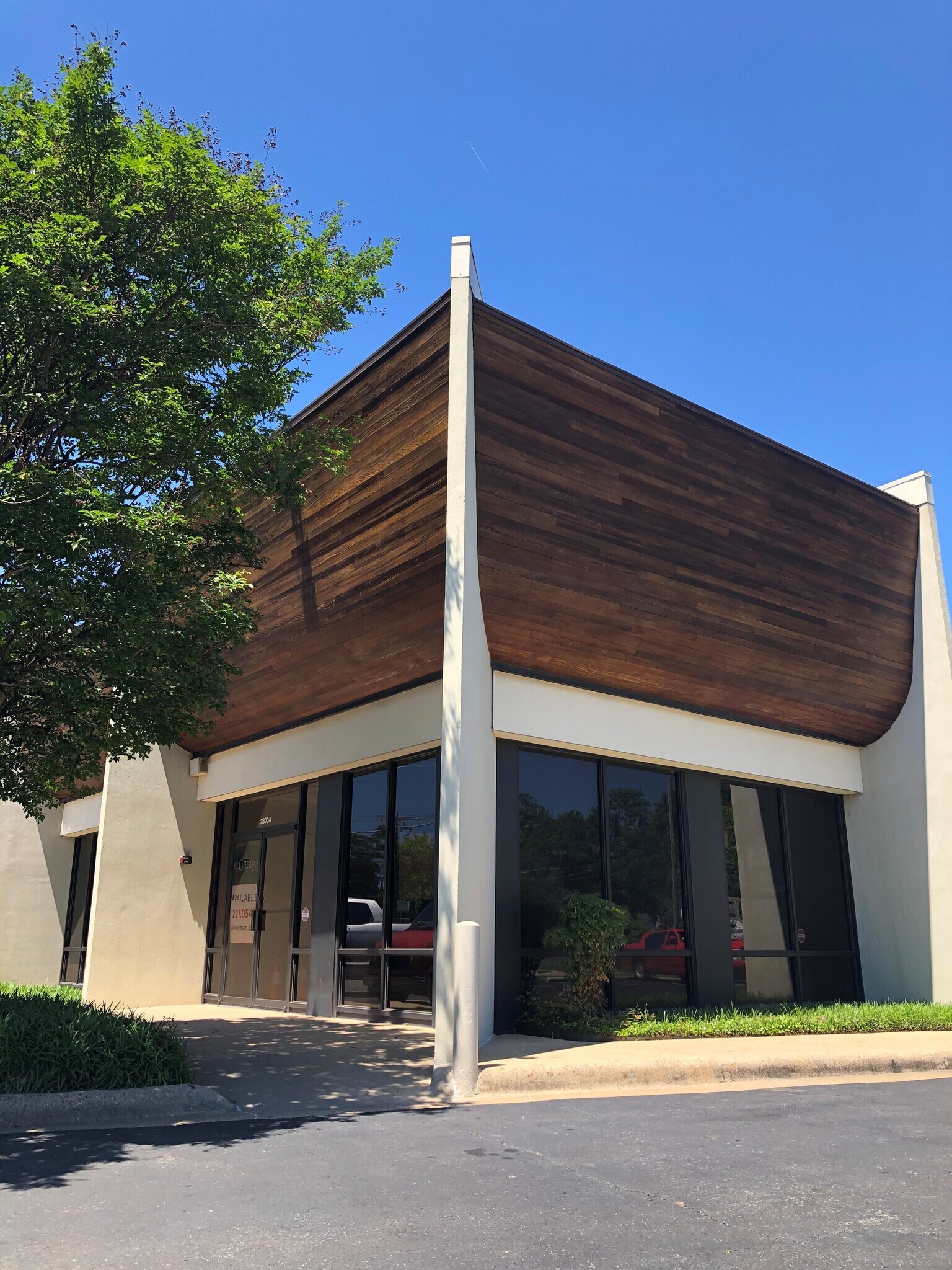 2800 W 70th St, Shreveport, LA for lease Building Photo- Image 1 of 14