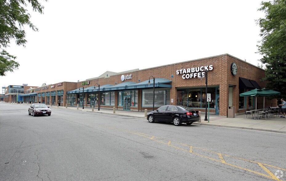 17301834 W Fullerton Ave, Chicago, IL, 60614 Retail Space For Lease