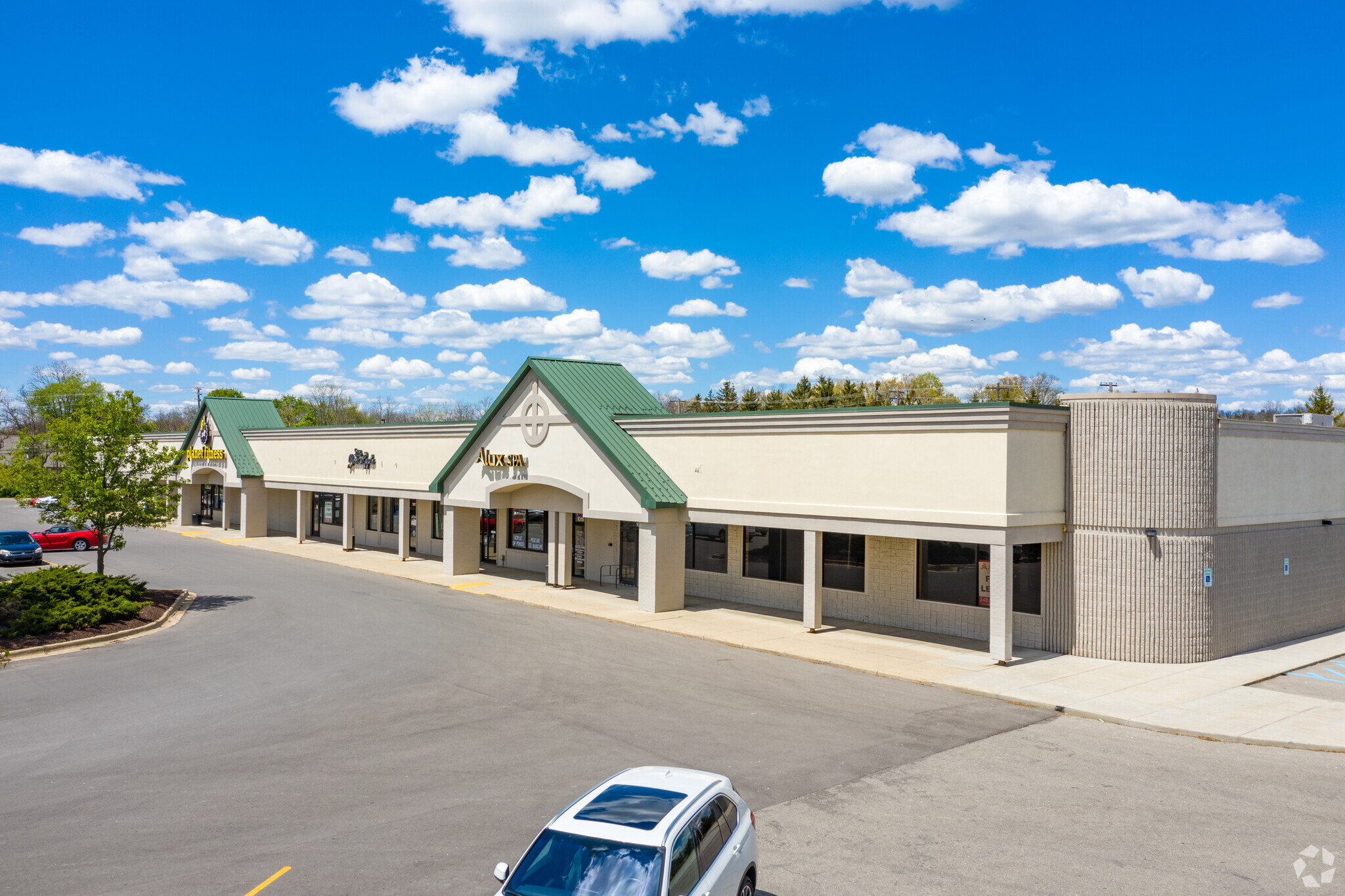 1005-1019 E Grand River Ave, Brighton, MI for sale Building Photo- Image 1 of 1