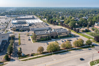 31555 W 14 Mile Rd, Farmington Hills, MI - aerial  map view