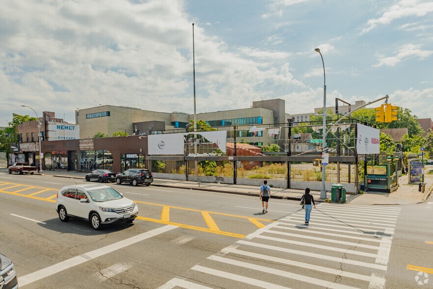 153-02-153-12 Hillside Ave, Jamaica, NY for sale - Primary Photo - Image 1 of 1