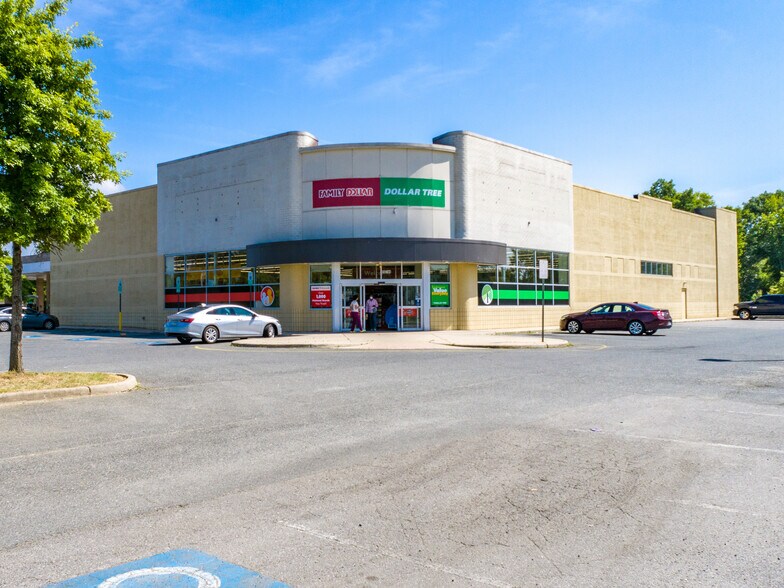 10744 Tidewater Trl, Fredericksburg, VA for sale - Building Photo - Image 1 of 1