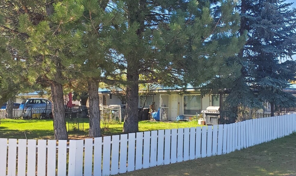 Multifamily in Bly, OR for sale - Building Photo - Image 3 of 5