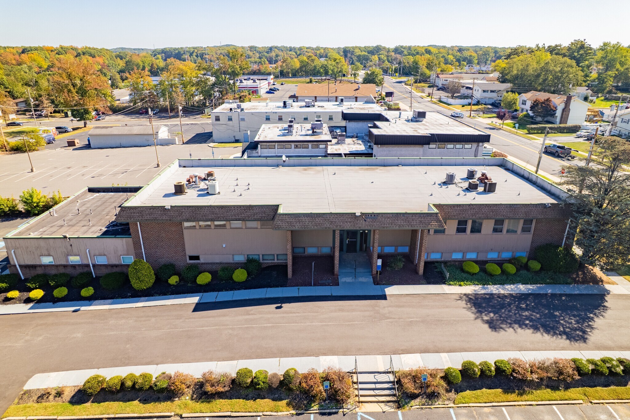 28 Throckmorton Ln, Old Bridge, NJ for lease Building Photo- Image 1 of 23