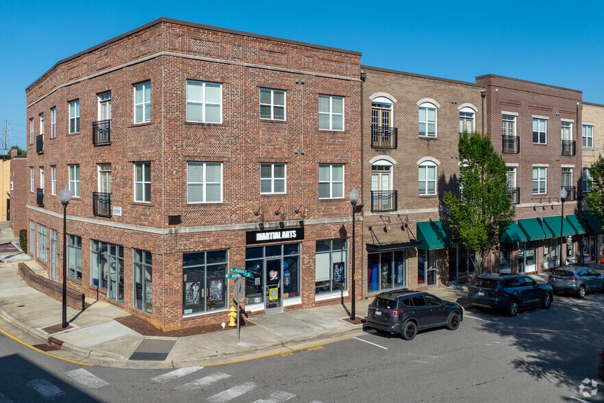 1001 Hayes Ln, Holly Springs, NC for lease - Building Photo - Image 3 of 61