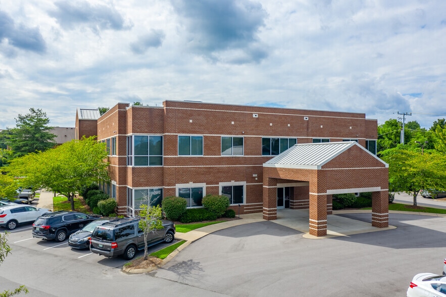 107 Glen Oak Blvd, Hendersonville, TN for lease - Building Photo - Image 3 of 9