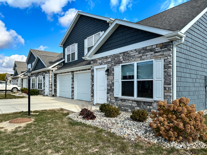 13816 Illinois Rd, Fort Wayne, IN for sale - Building Photo - Image 1 of 25