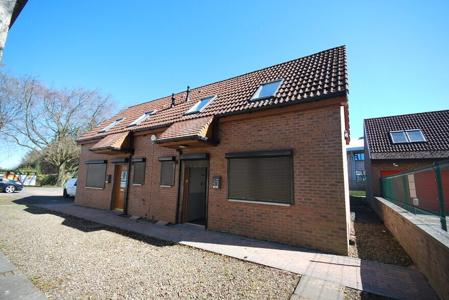 83 Woodside Way, Glenrothes, KY7 5DP