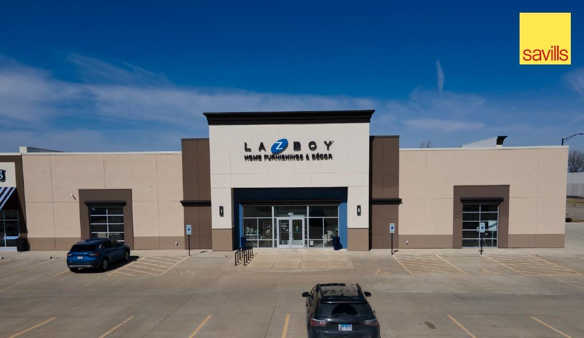 402 W Town Center Blvd, Champaign, IL for sale Primary Photo- Image 1 of 1