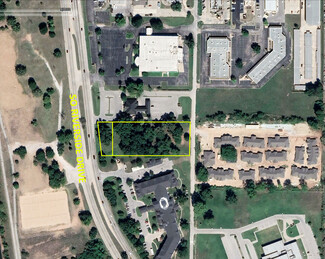 More details for 72nd & Riverside Dr, Tulsa, OK - Land for Sale