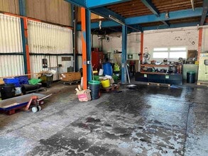 Whieldon Rd, Stoke On Trent for lease Interior Photo- Image 2 of 4