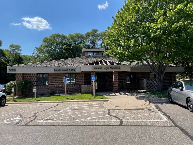 5901 Cedar Lake Rd, Saint Louis Park, MN for sale - Building Photo - Image 1 of 1