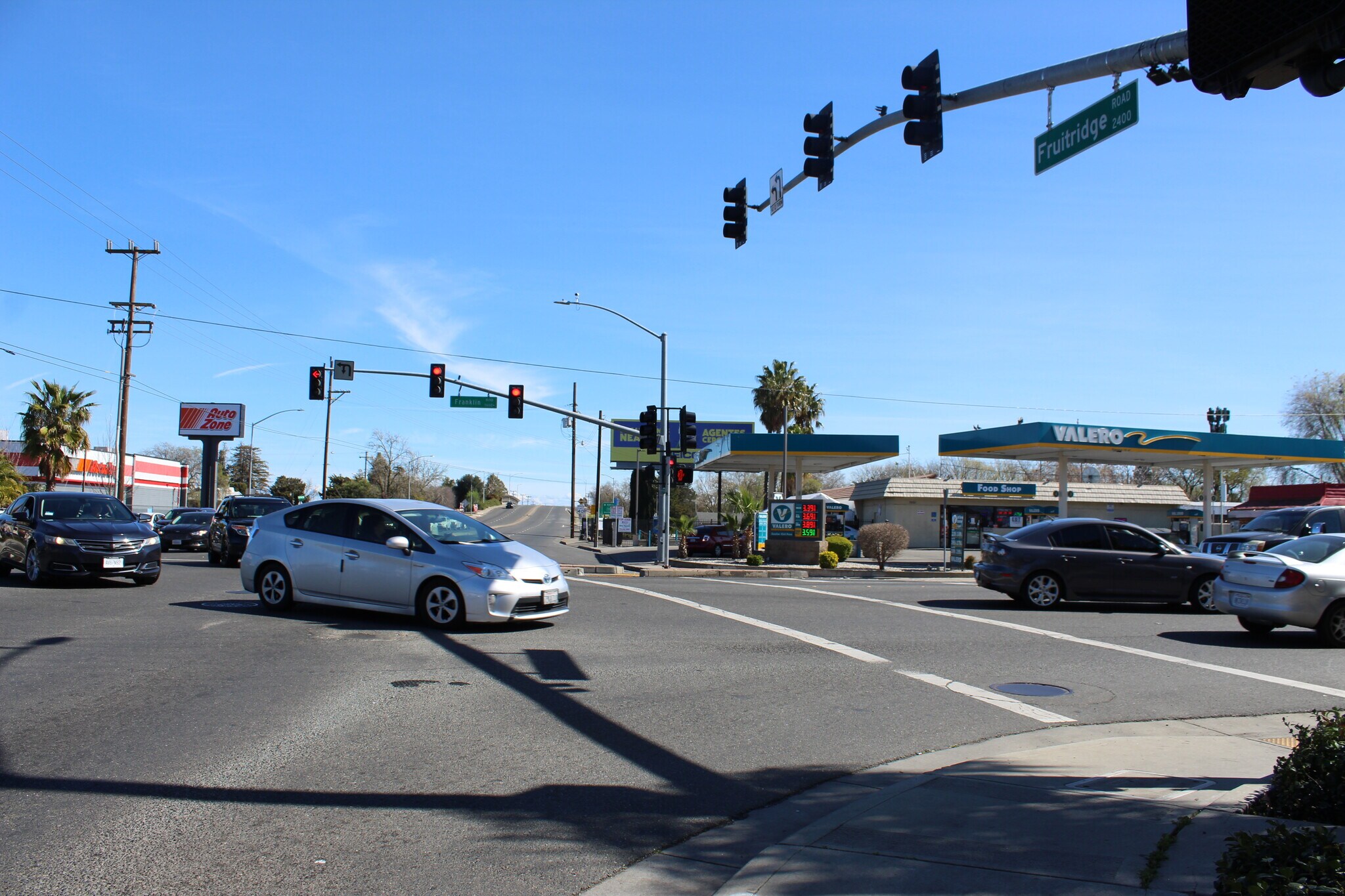 5630 Franklin Blvd, Sacramento, CA 95824 Automotive Retail Bldg