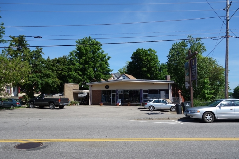 72 Church St, Laconia, NH for sale - Primary Photo - Image 1 of 1