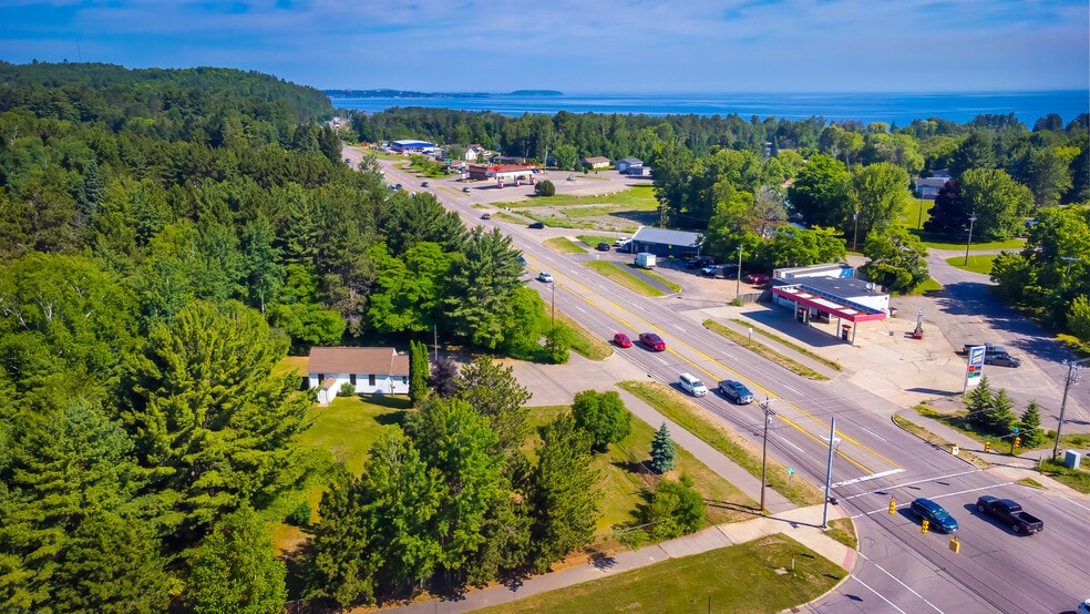 4050 US Highway 41 S, Marquette, MI for sale - Building Photo - Image 1 of 1