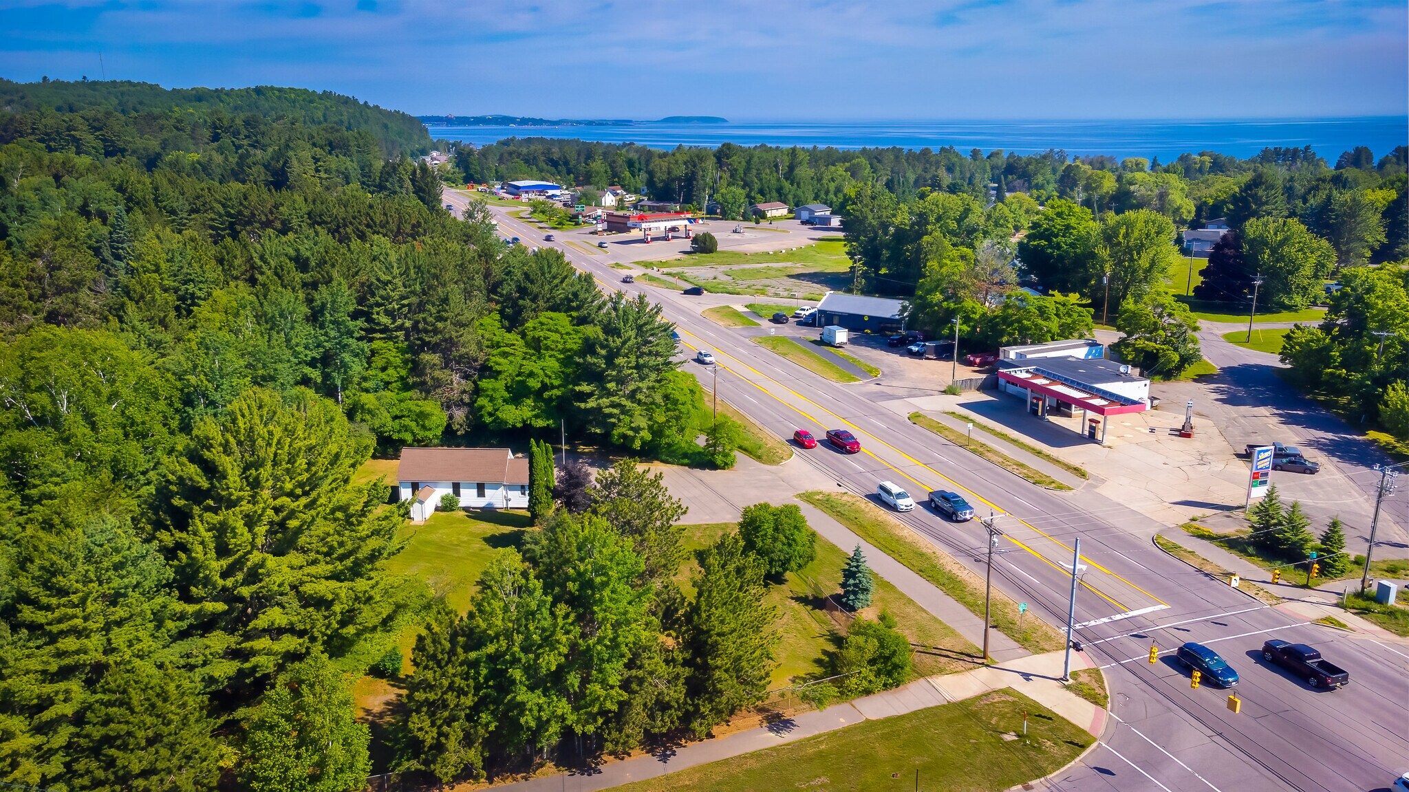 4050 US Highway 41 S, Marquette, MI for sale Building Photo- Image 1 of 1
