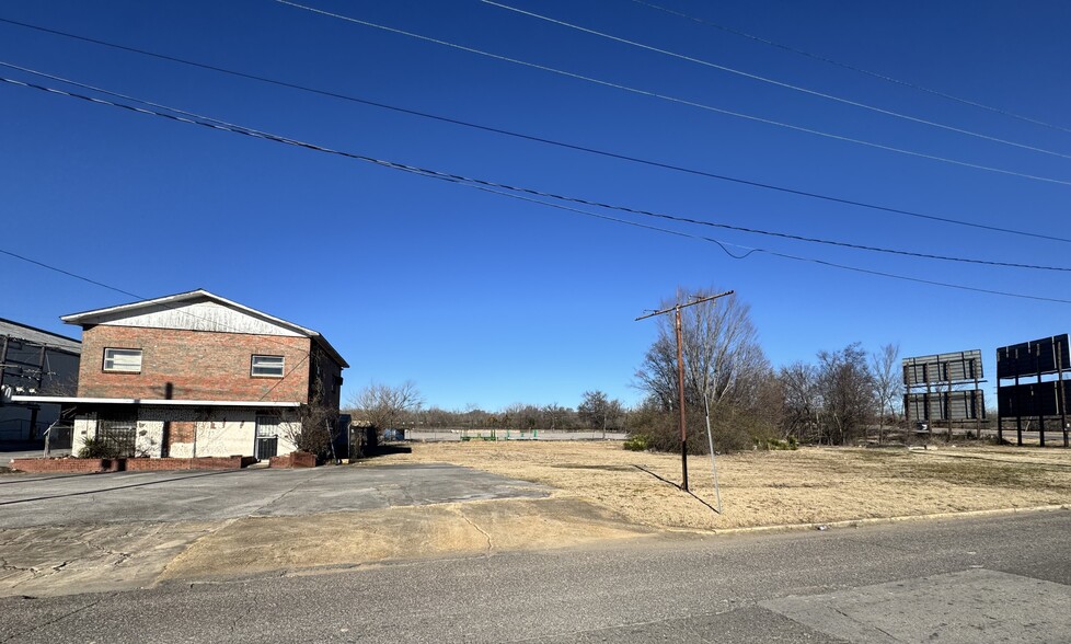2024 Avenue C, Birmingham, AL for sale - Building Photo - Image 3 of 28