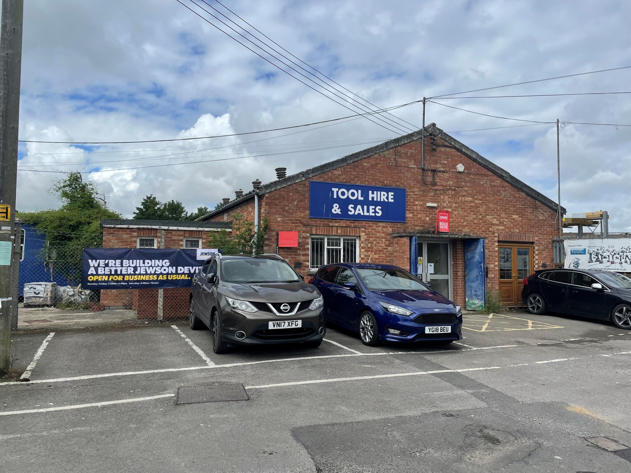 London Rd, Devizes for sale Primary Photo- Image 1 of 1