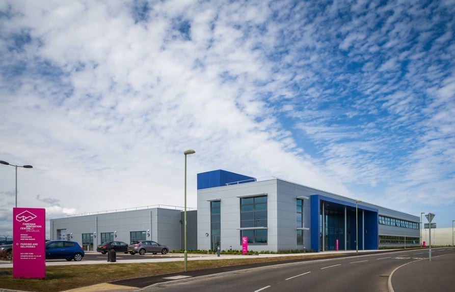 4 Meteor Way, Lee On The Solent for lease - Building Photo - Image 1 of 12