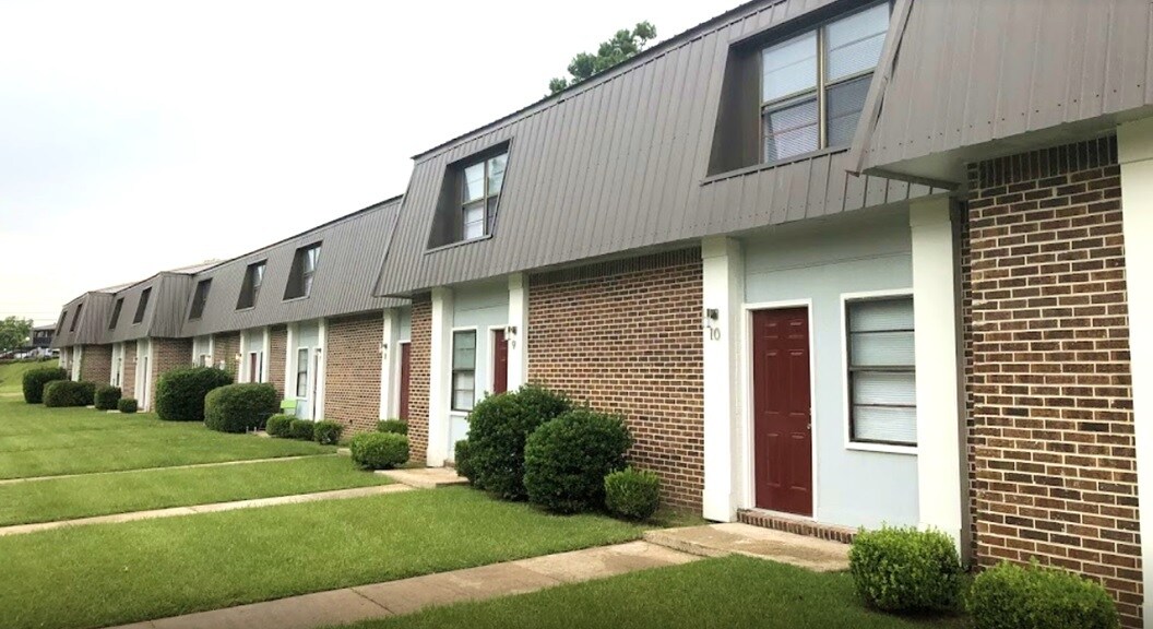 100 Regal Flats Dr, Andalusia, AL for sale Primary Photo- Image 1 of 1